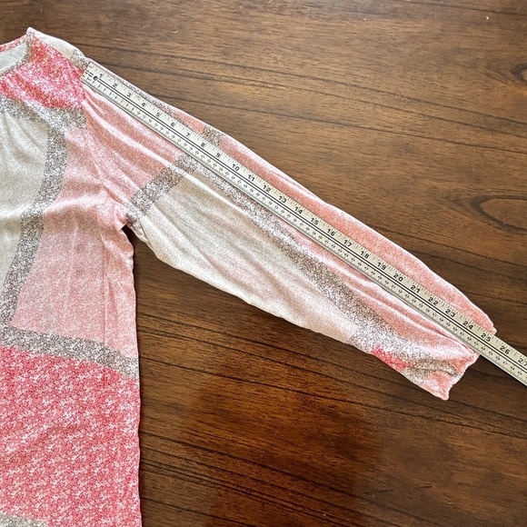 Tommy Bahama long sleeve lightweight blouse size L - Picture 12 of 12